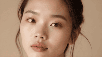 Flawless Foundation: Achieving a Seamless Base for Your Makeup